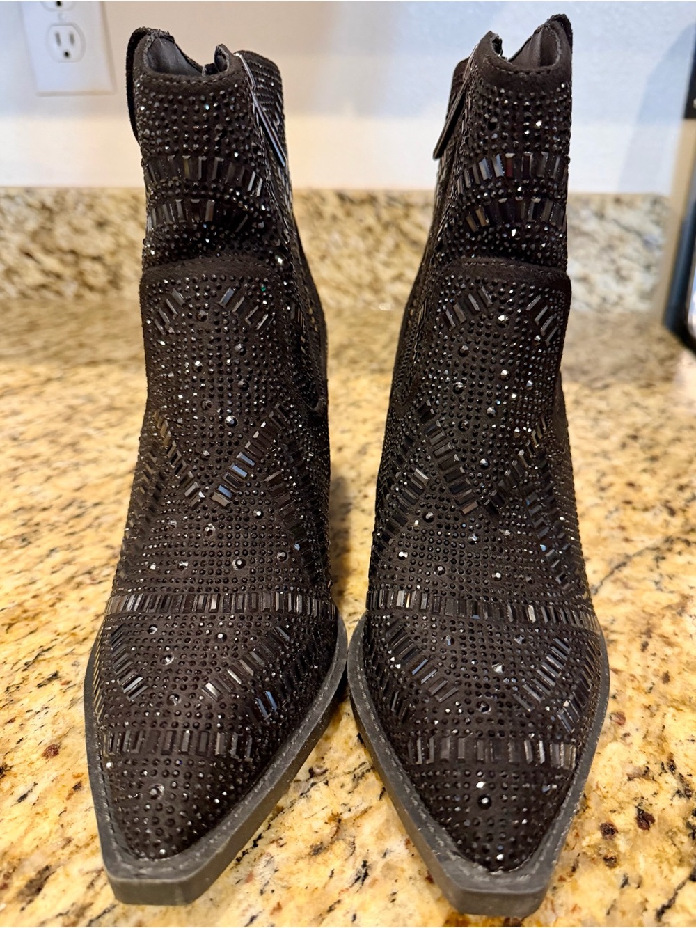 Cape Robbin “Rocko Bootie” Black Crystal Embellished Sz: 5.5